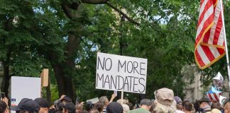 sign with no more mandates