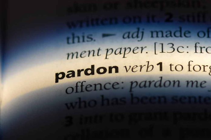 The word "pardon" highlighted in a dictionary.